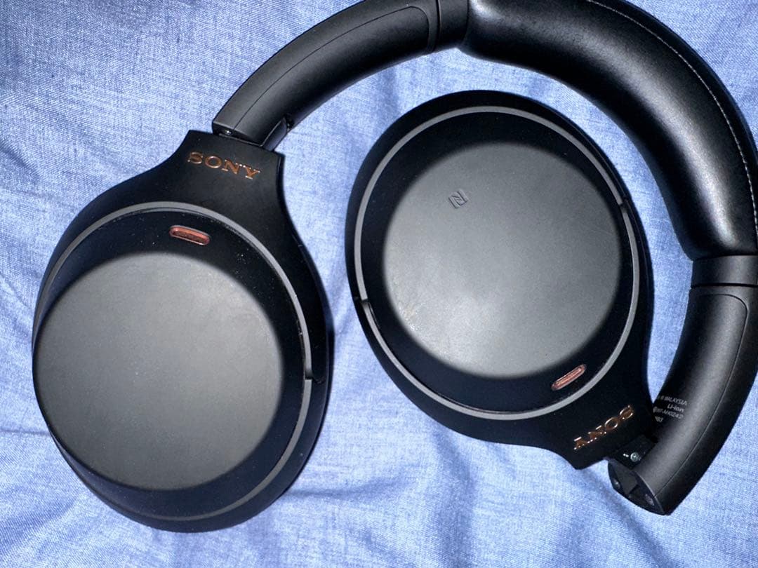 ソニー(SONY)ワイヤレスノイズキャンセリングヘッドホン WH-1000XM4