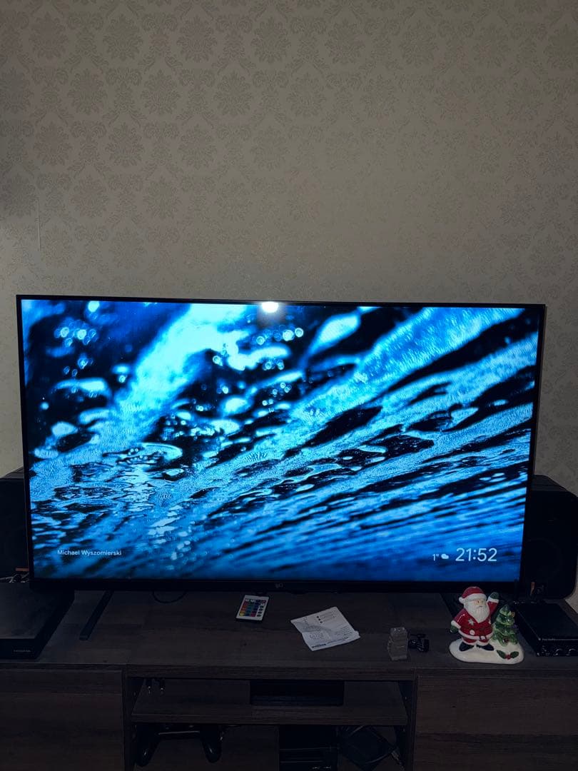 FPD チューナーレステレビ　43インチ