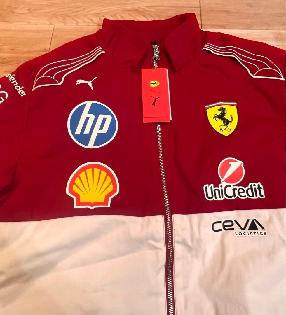 メンズ フェラーリ チーム レーシング ジャケット　2025年　Mサイズ
