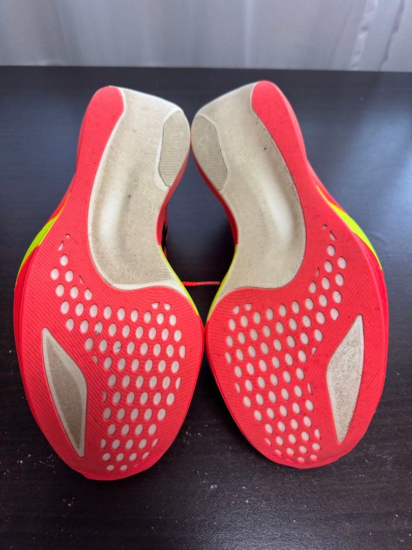 【値下げ交渉対応】Asics speed sky paris 26cm