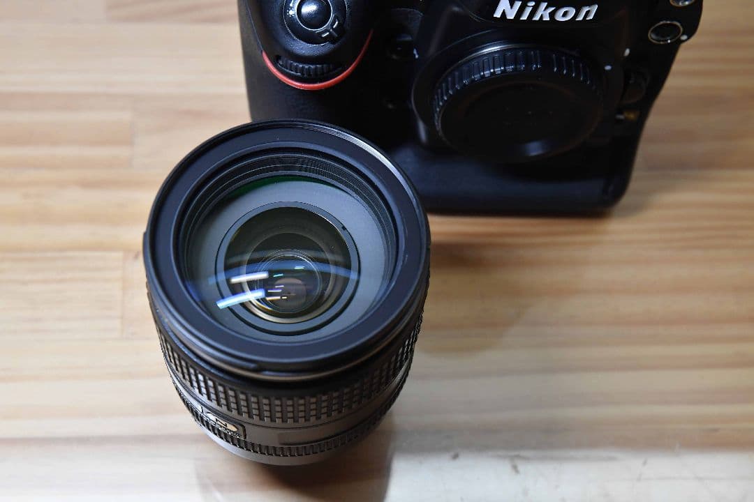 Nikon ニコン D4S ボディ＋レンズ24-120mmセット充電器付