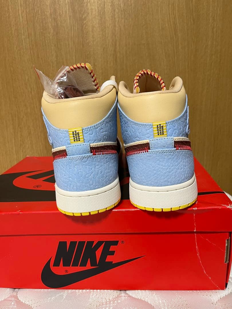 メゾン シャトー ルージュ × ジョーダン 1 ミッド SE フィアレス