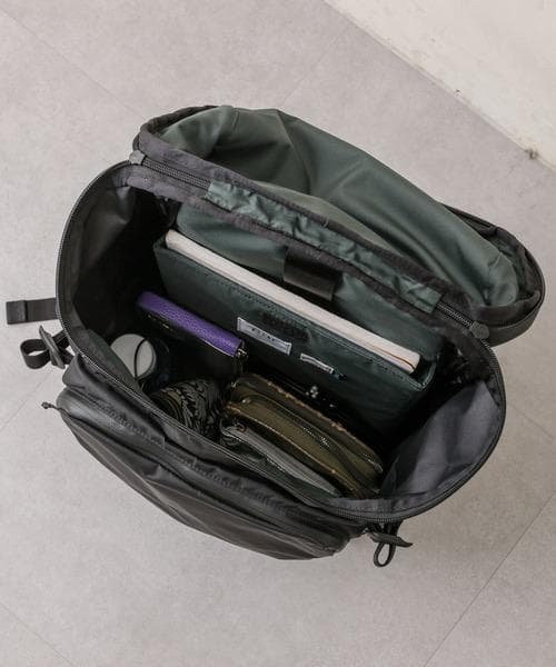 BURLAPOUTFITTER×earレザーフラップジップリュック　イアパピヨネ