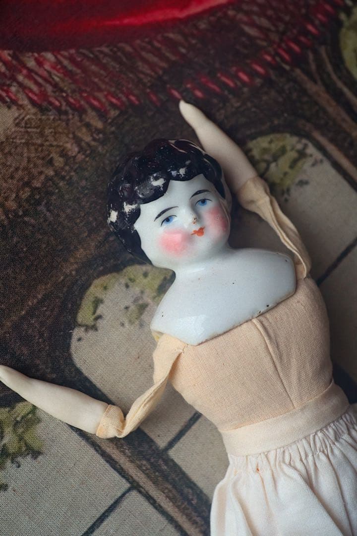 y*i様 アンティーク チャイナヘッドドール ビスクドール ドイツドール