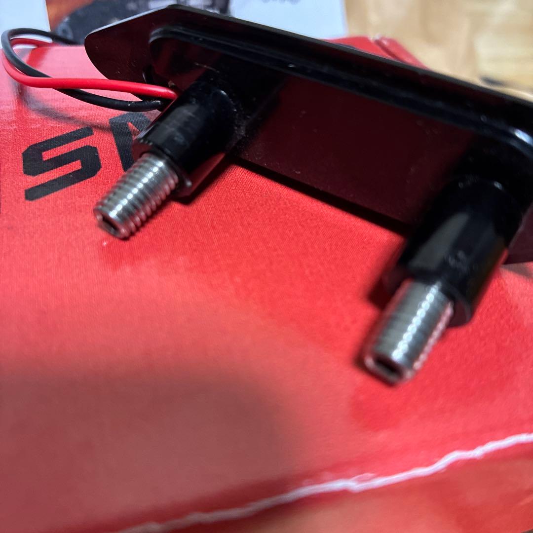 パーツ  FuturisMoto MIRROR BLOCK OFF