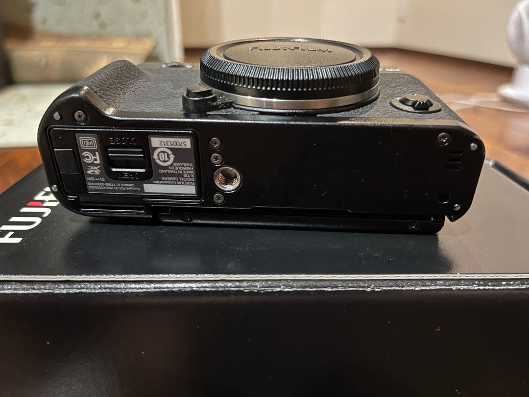 Fujifilm X-T10 ミラーレスカメラ ボディのみ