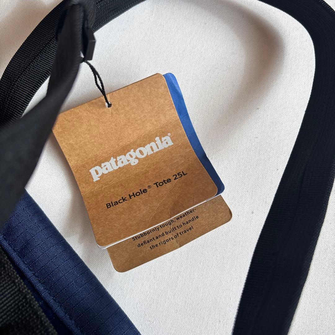 B306新品Patagonia ブラックホールトート 25L トートバッグ大容量