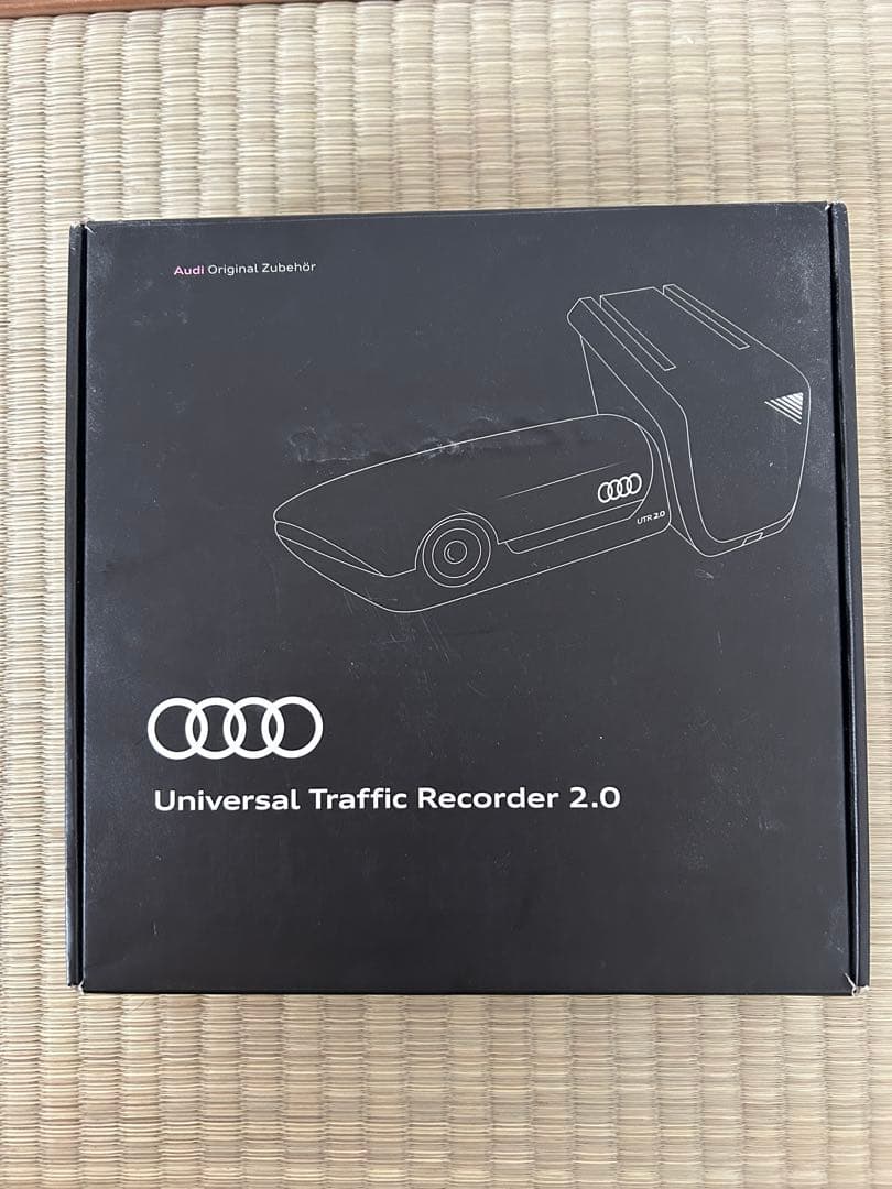 アクセサリー Audi Universal Traffic Recorder 2.0