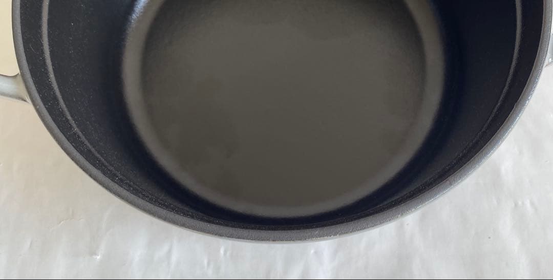 ストウブ　ピコ・ココット ラウンド　 22cm 箱無