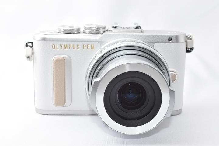 【美品】OLYMPUS PEN E-PL8 ホワイト レンズキット