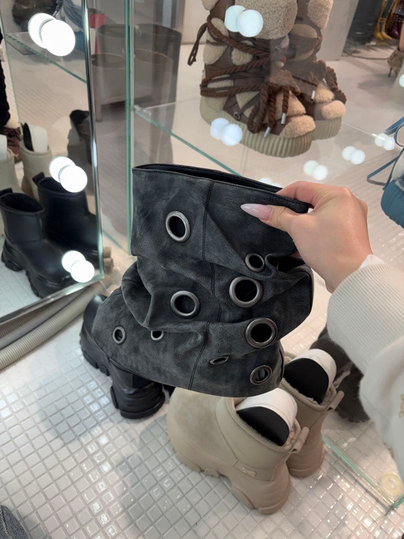 靴 YELLO MERCURIO SHORT BOOTS BLACK