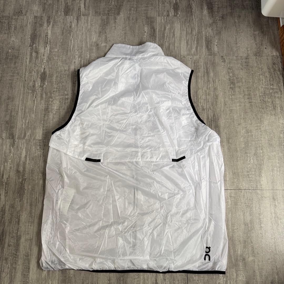 On Weather Vest オン ウェザーベスト