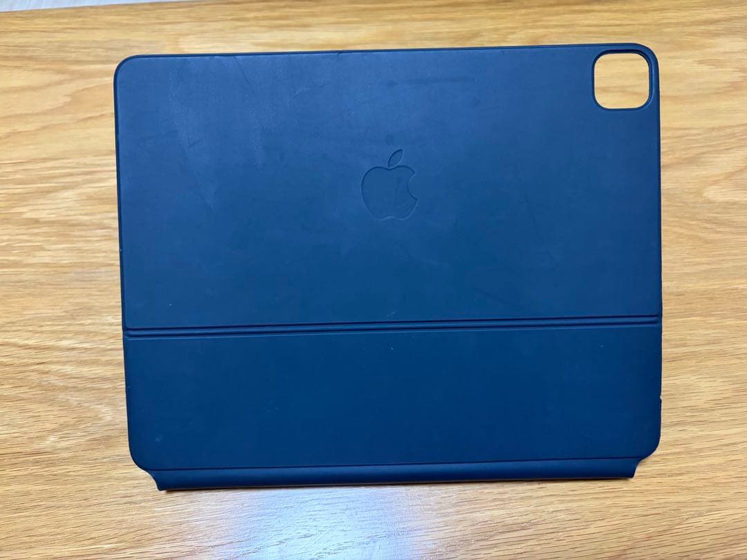 C*m様 iPad pro 12.9インチ(第4世代)128GB マジックキーボ