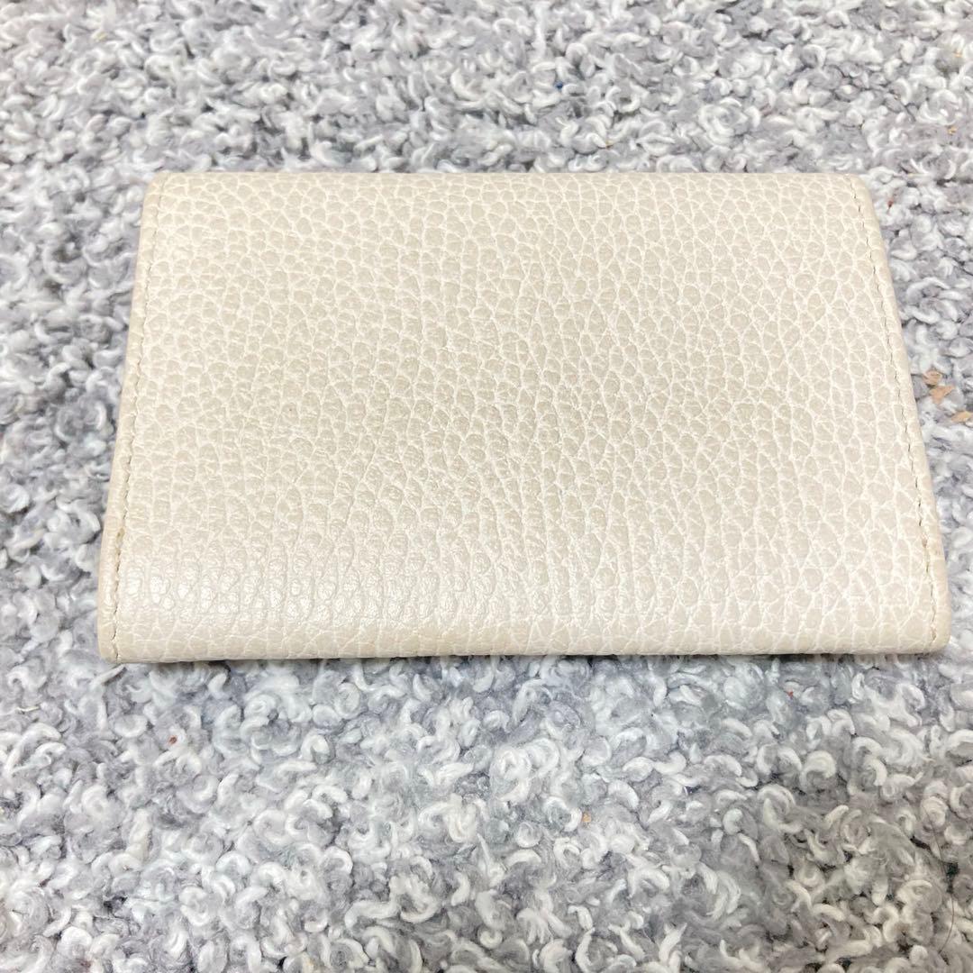 GC ロゴ ホワイトレザー 名刺入れ　箱付き GUCCI グッチ