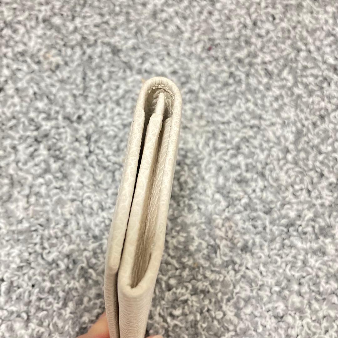 GC ロゴ ホワイトレザー 名刺入れ　箱付き GUCCI グッチ