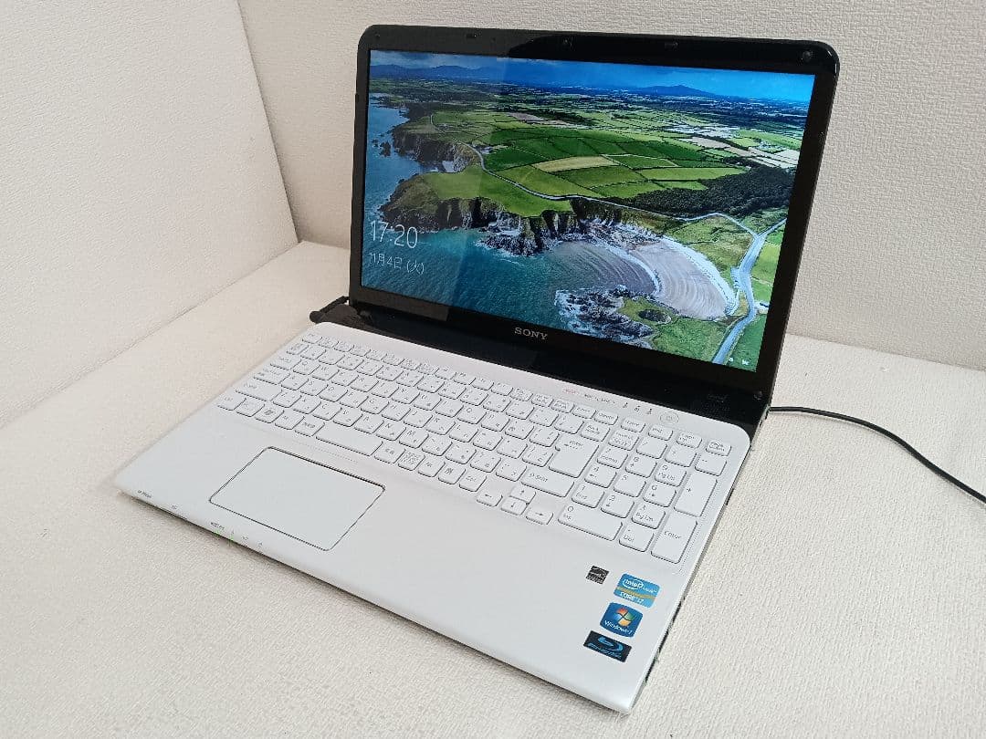 √ SONY VAIO SVE151B11N ストレージ無　メモリ8G