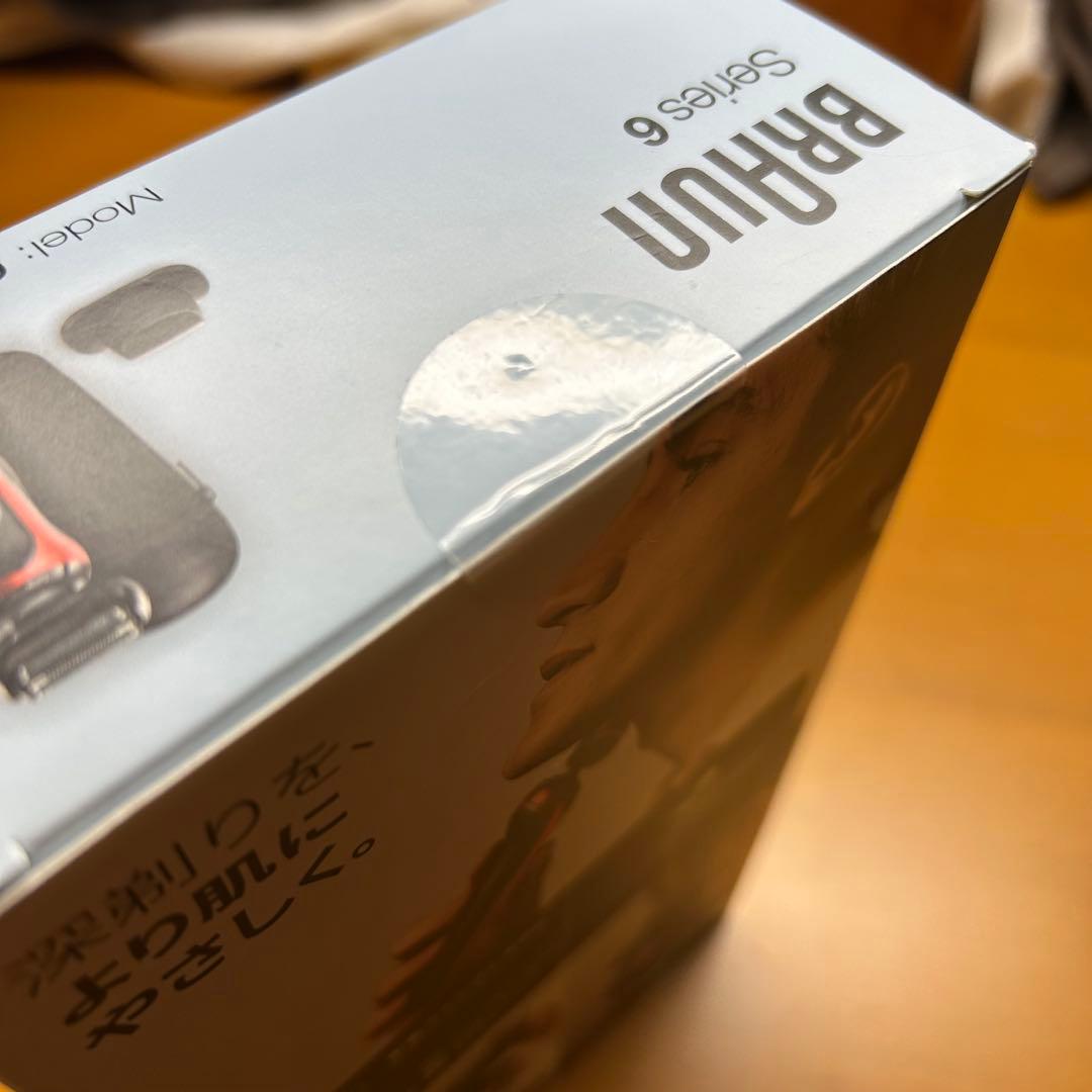 ブラウン 密着シリーズ6 充電式シェーバー レッド 60-R4200CS