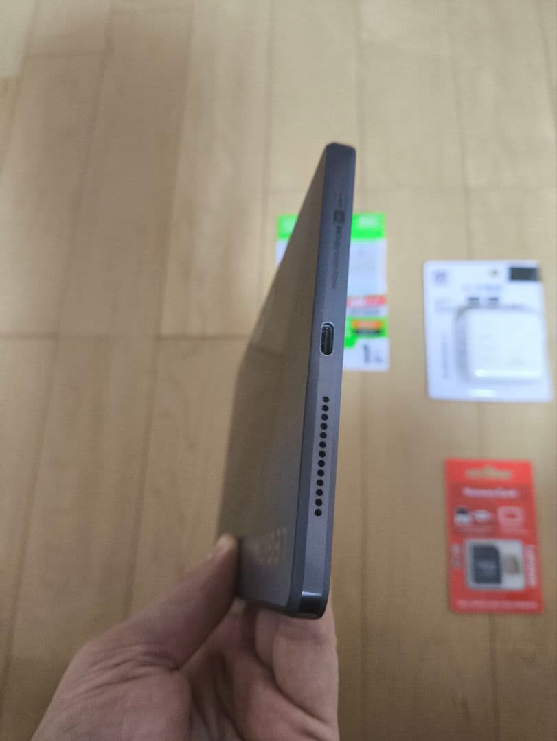 Androidタブレット本体 Lenovo Legion Y700 1.128TB/12GB/8Gen CPU