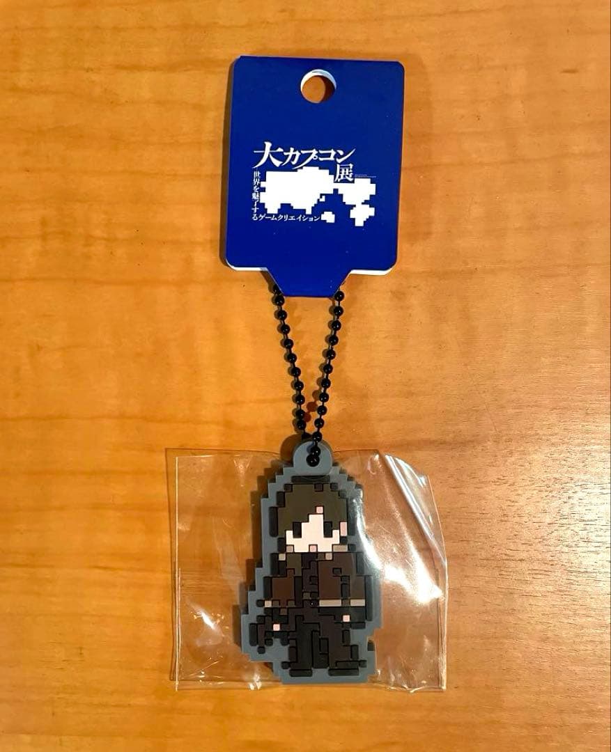 大カプコン展 バイオハザード レオン 5点 アクスタ ステッカー ボールペン 他