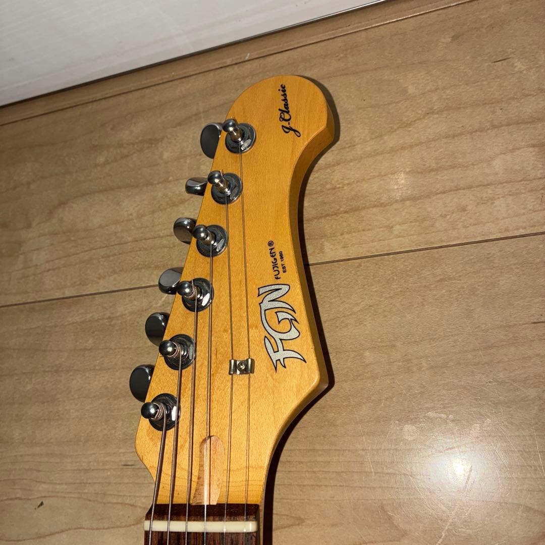 fgn ストラトキャスタータイプ　メンテ済み　即弾けます