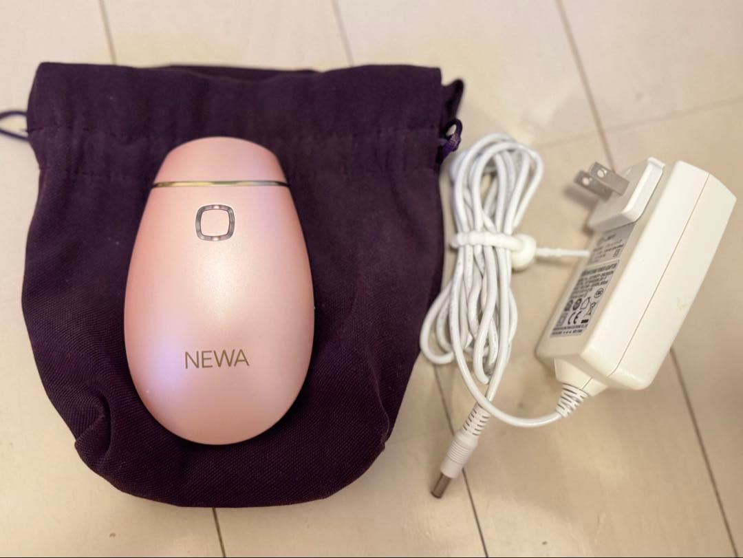 NEWA 美顔器 ピンク 充電器付き