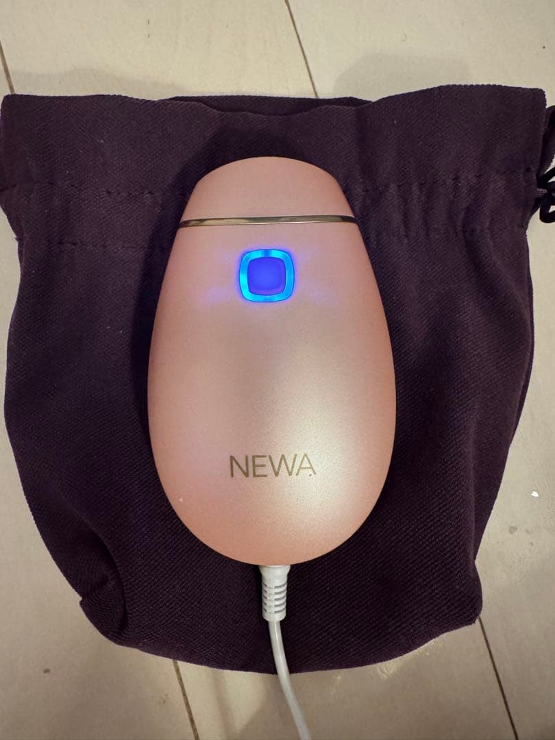 NEWA 美顔器 ピンク 充電器付き