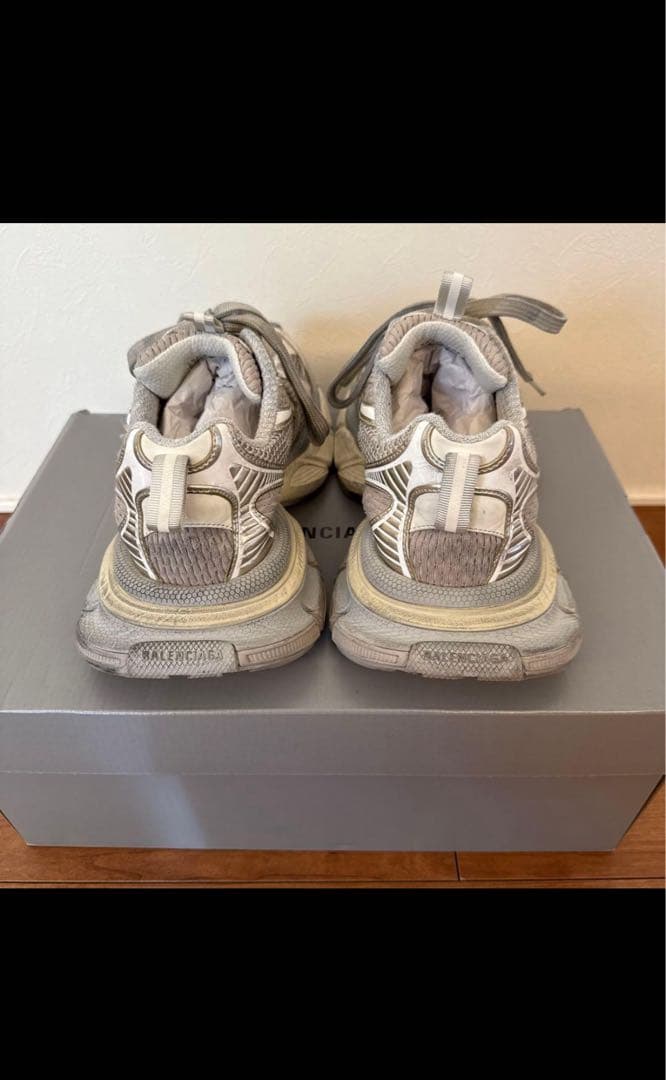 バレンシアガ 3XL 42