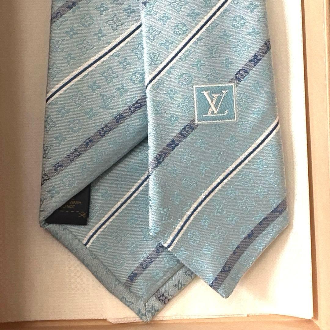 専用です。　　ルイ ヴィトン ネクタイ・ラインド ストライプ 新品 未使用