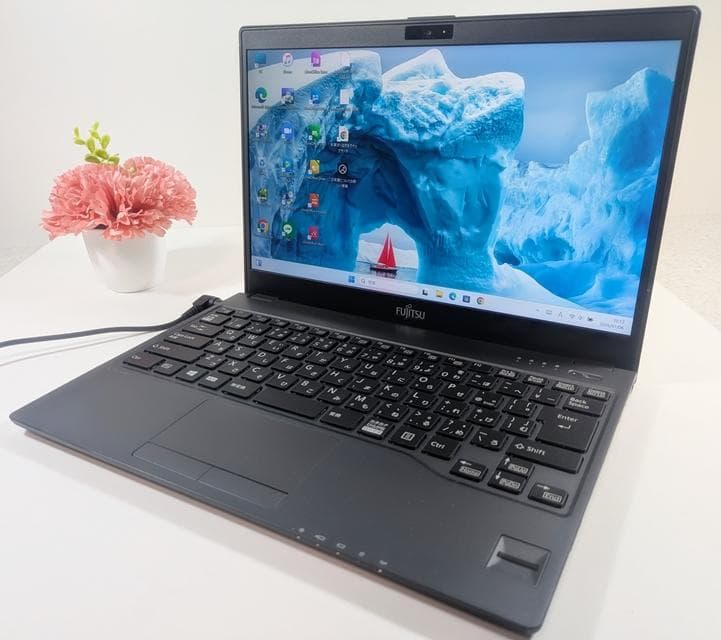 【超美品】Win11✨新品8GB✨薄型＆超軽量✨ノートパソコン✨持ち運びに