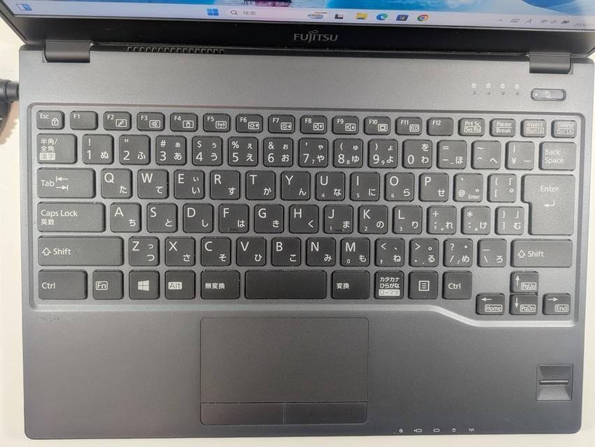 【超美品】Win11✨新品8GB✨薄型＆超軽量✨ノートパソコン✨持ち運びに