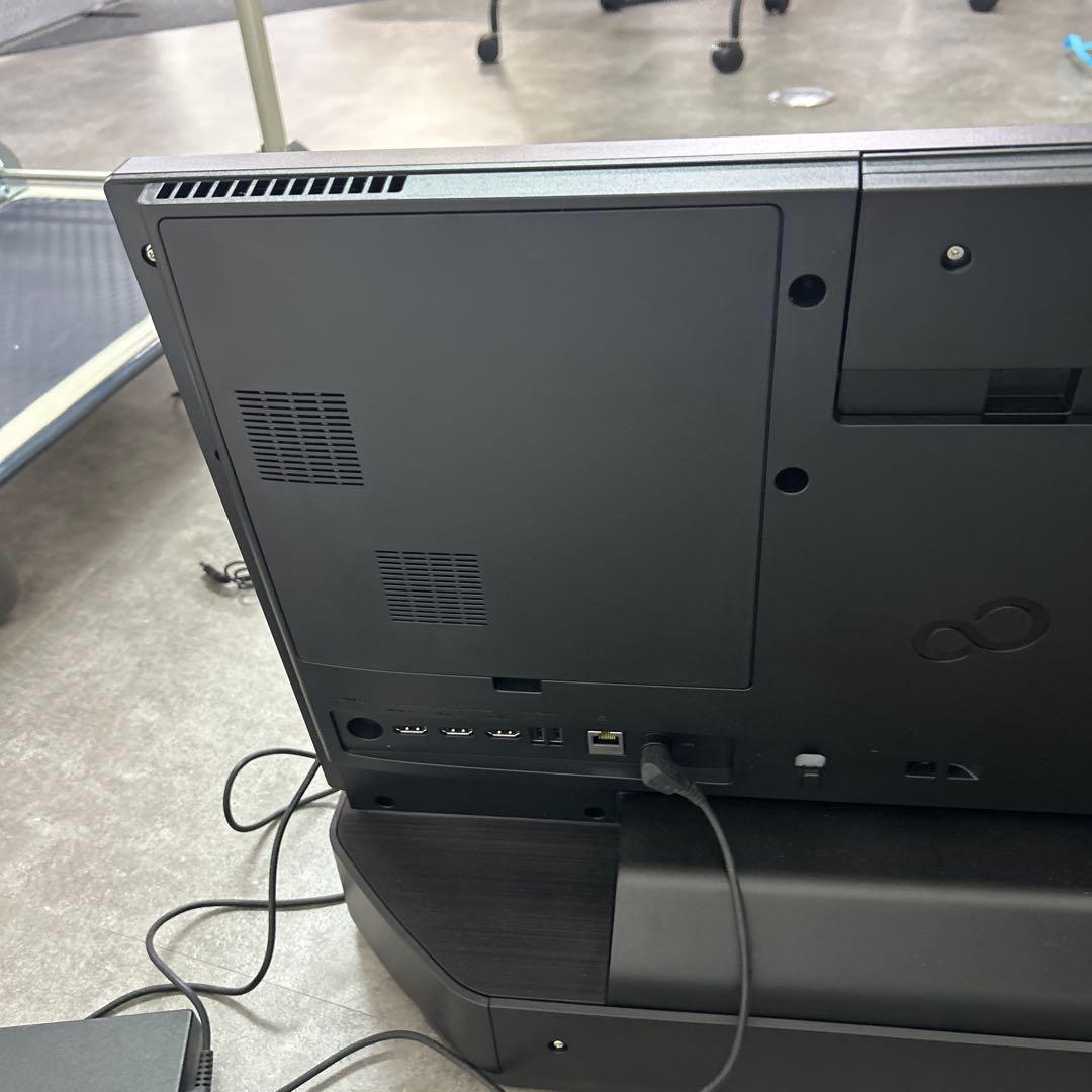 美品　富士通 FMVF90E2B 一体型パソコンFH90/E2 i7第10