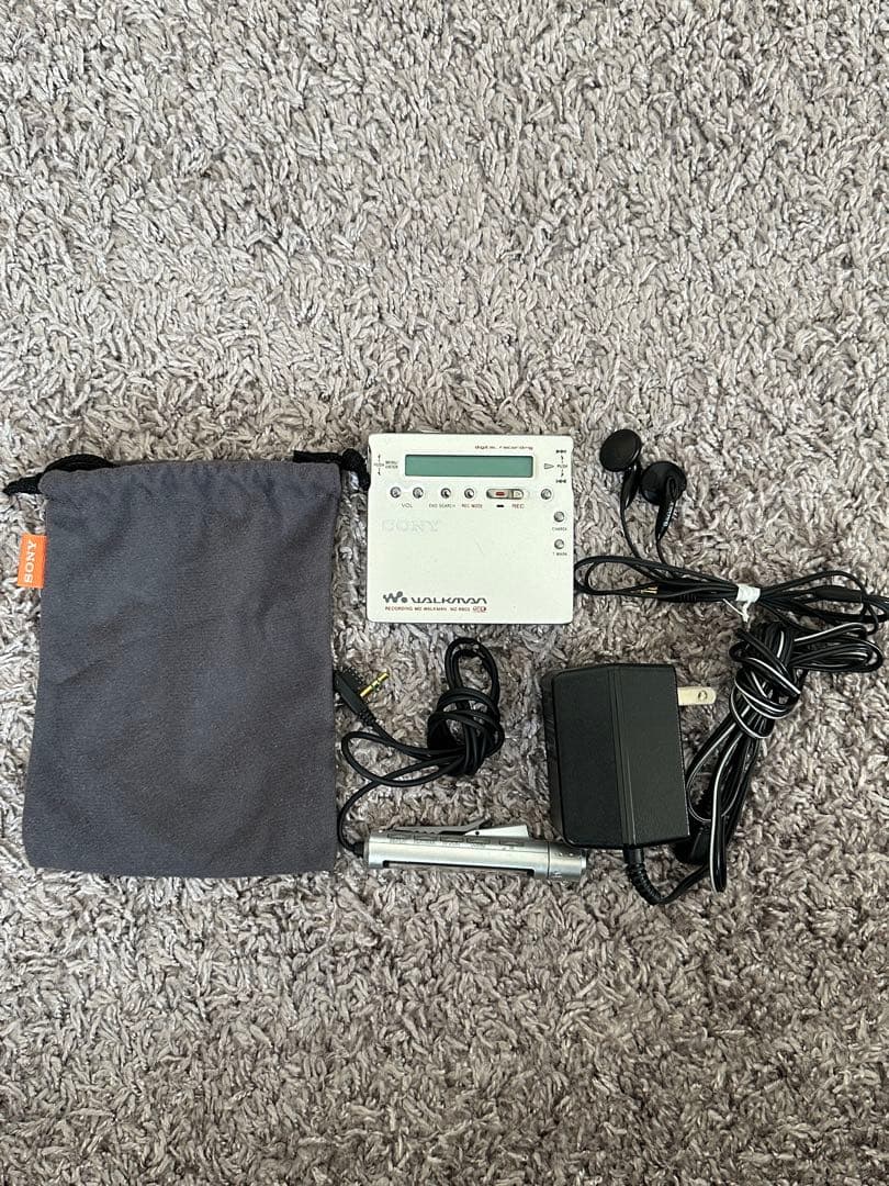 SONY WALKMAN MZ-R900 ポータブルMDプレーヤー