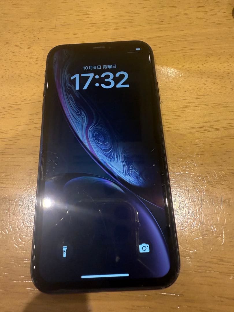 Apple iPhone XR ブラック　本体　64GB