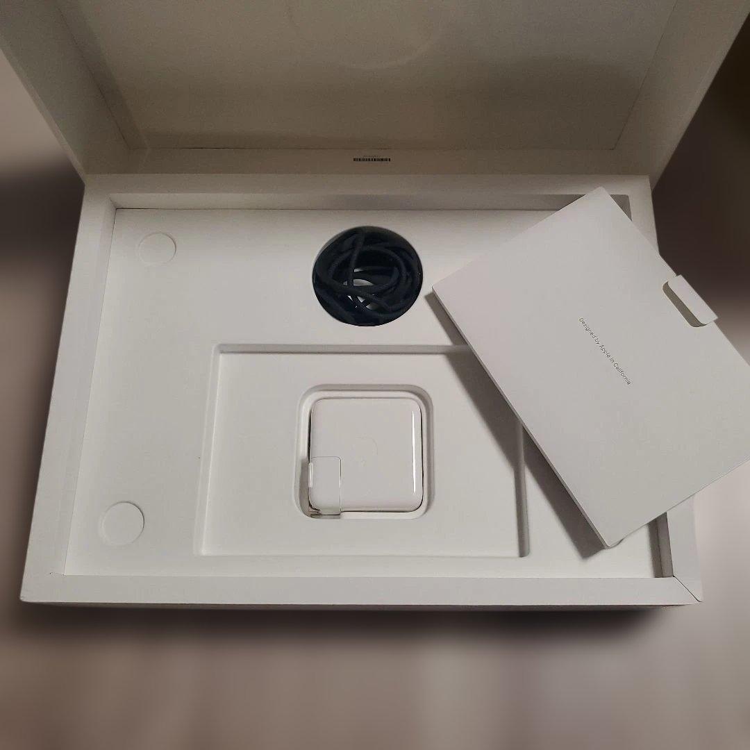 MacBook本体 MacBook Pro M4 16GB