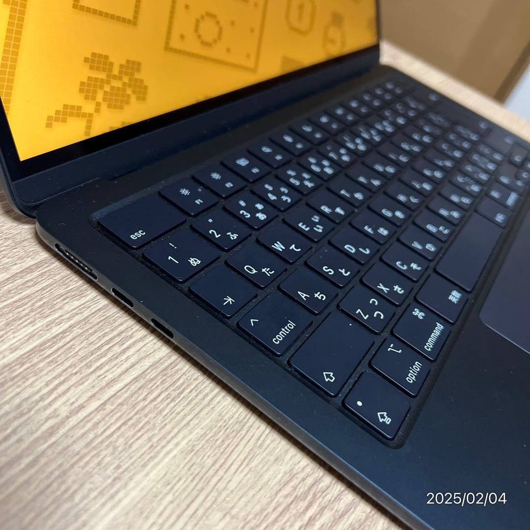 【M2】MacBook Air 2022 16GB 256GB ミッドナイト