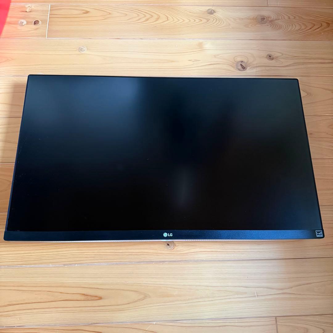 LG 27UP650-W UHD Monitor 27型 4Kモニター