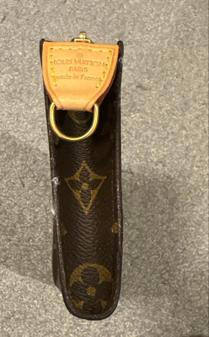 ルイヴィトンポーチ　付属品