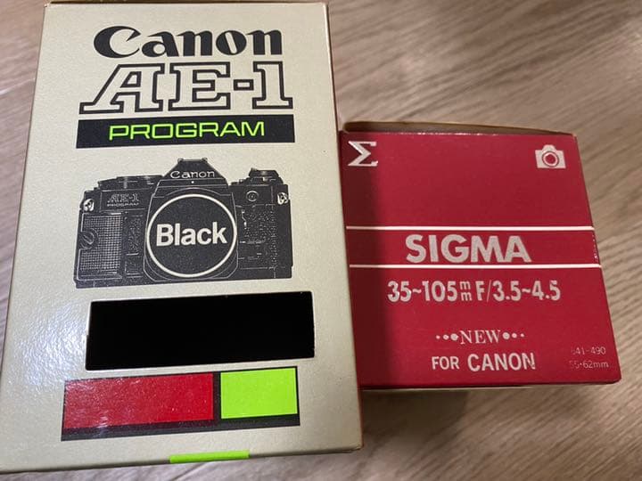 アンティークキヤノン一眼レフAE_1.ブラック、フィルムカメラ、実写中昭和レトロ