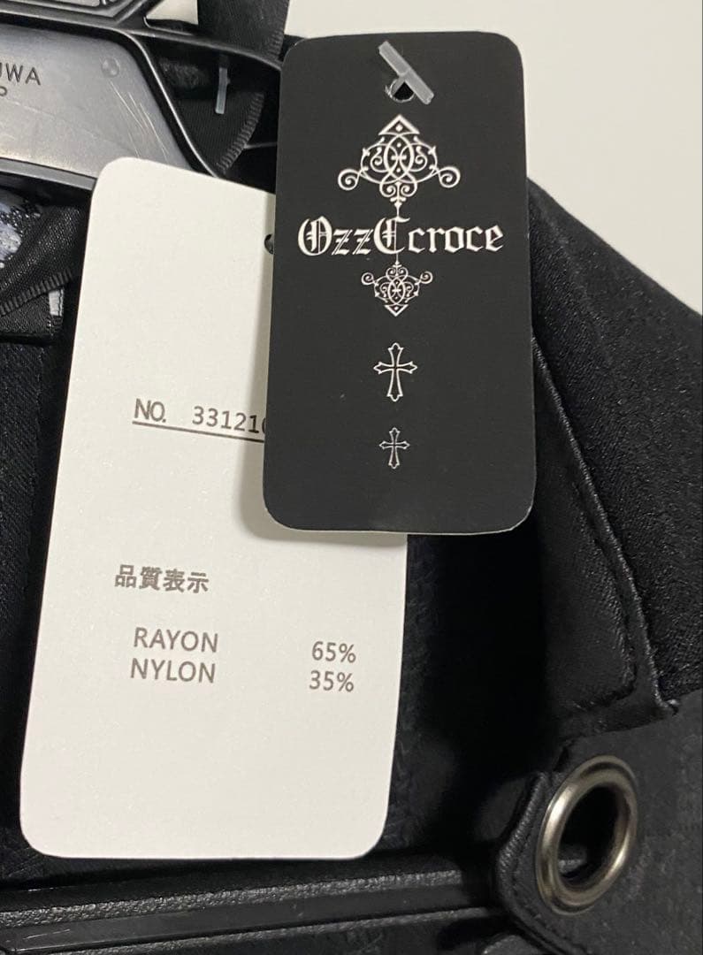 も*に様 最終値下げ　ozz croce 刺繍入りコルセットベスト　タグ付き未使
