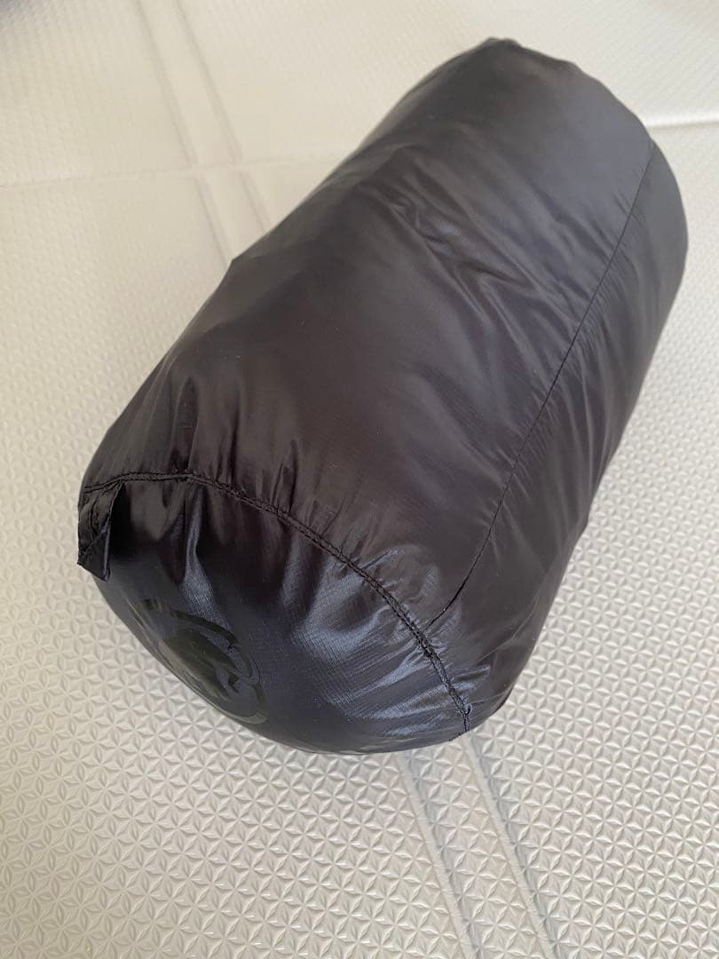 マムート　レディースブラック ダウンジャケット