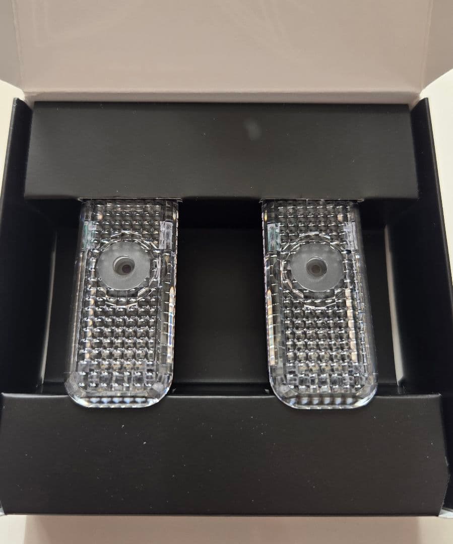 アウディ Audi 純正 カーテシランプ