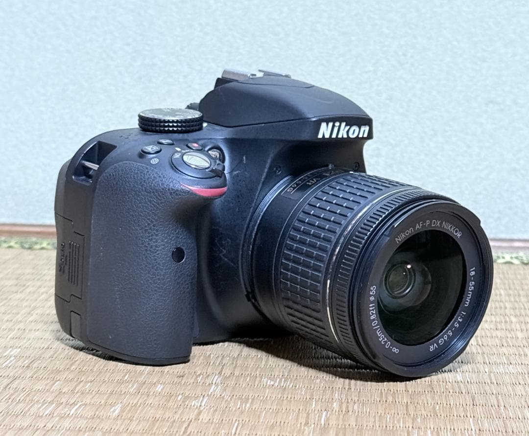明日終了　ほぼ新品 撮影1,419回 ニコンD3300 18-55mm VR 付