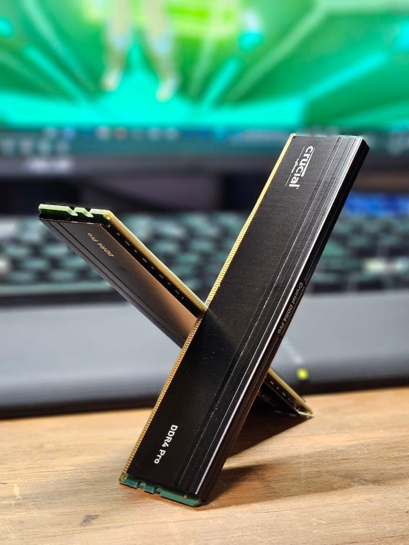 Crucial 32GB×2 64GB DDR4 3200MT/s メモリ