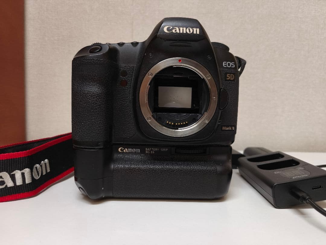 Canon EOS 5D mark2 デジタル一眼レフ BG付き