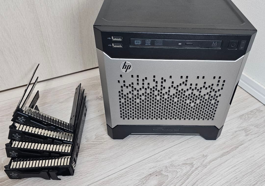 (値引)HP ProLiant MicroServer Gen8 2TB HDD