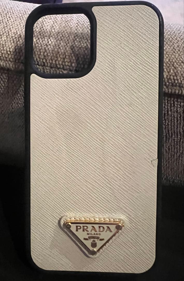 プラダ　iPhoneケース　12/12pro