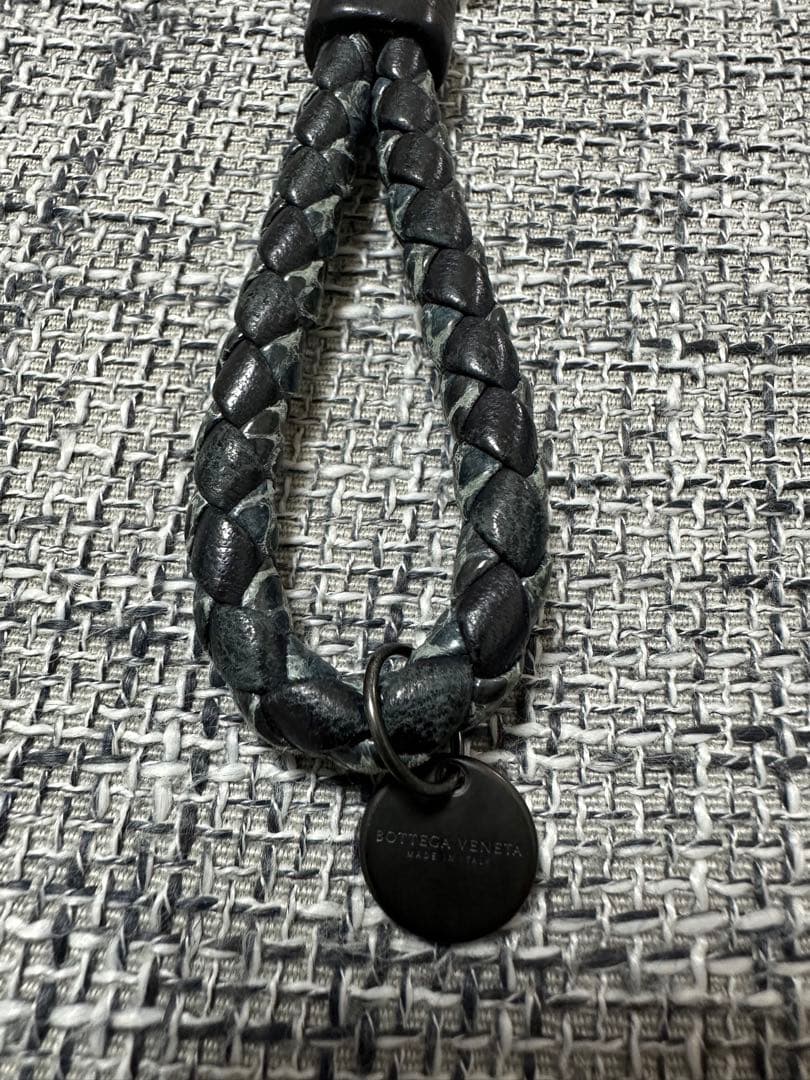 レア　ボッテガヴェネタ　キーリング　イントレチャート　パイソン　ブラック　箱無し