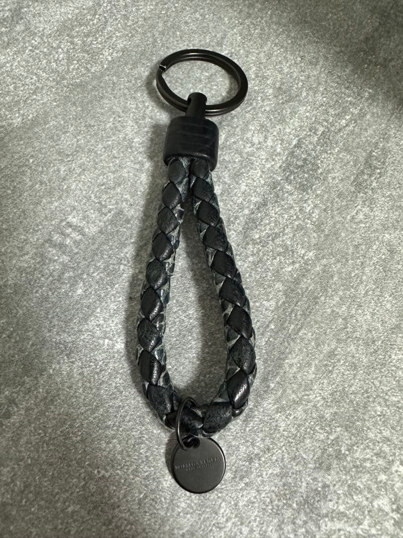 レア　ボッテガヴェネタ　キーリング　イントレチャート　パイソン　ブラック　箱無し