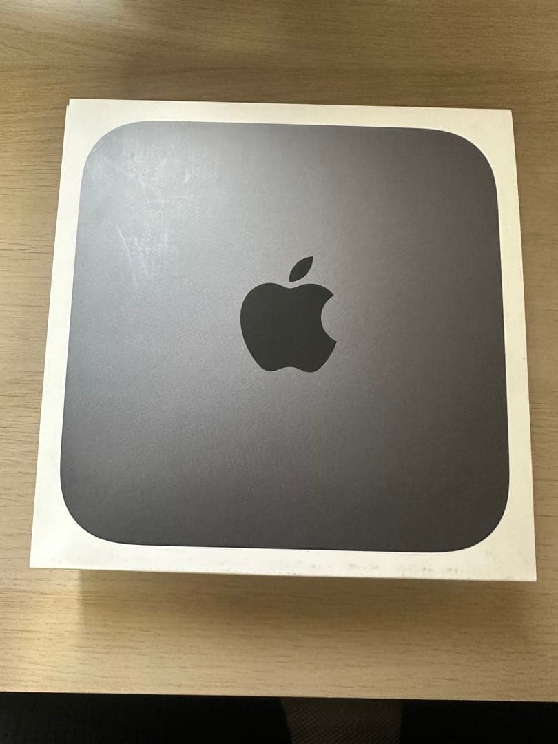 Mac mini 2018 シルバー