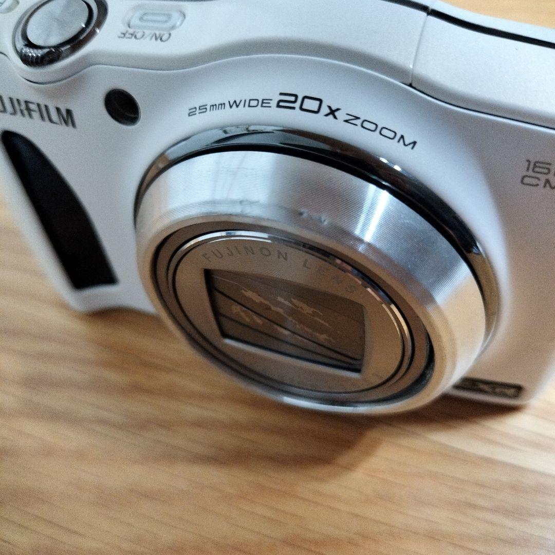 【中古品】FUJIFILM FinePix F750EXR ブラック